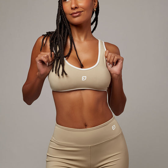 Top Essential Beige Doblefit, top deportivo para mujer, vista principal