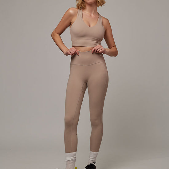 Top Dunas Crema Doblefit, top deportivo mujer, detalle 3
